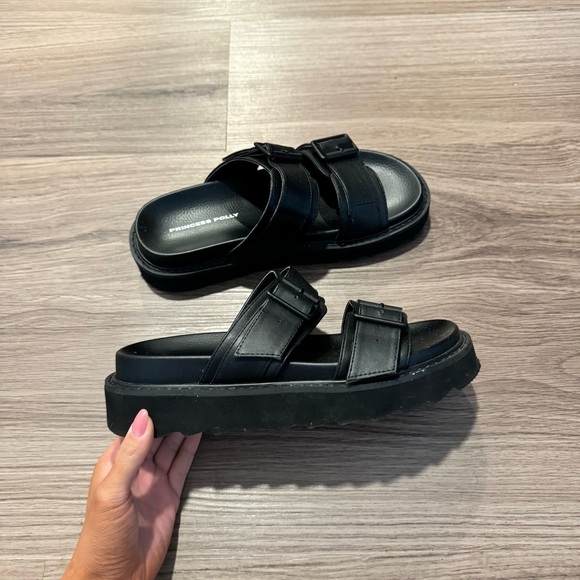 Princess Polly black buckle sandals - Picture 2 of 3